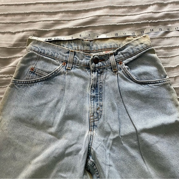 Vintage Levi’s 580 Denim Jean Shorts Baggy Fit Jorts - Picture 6 of 10